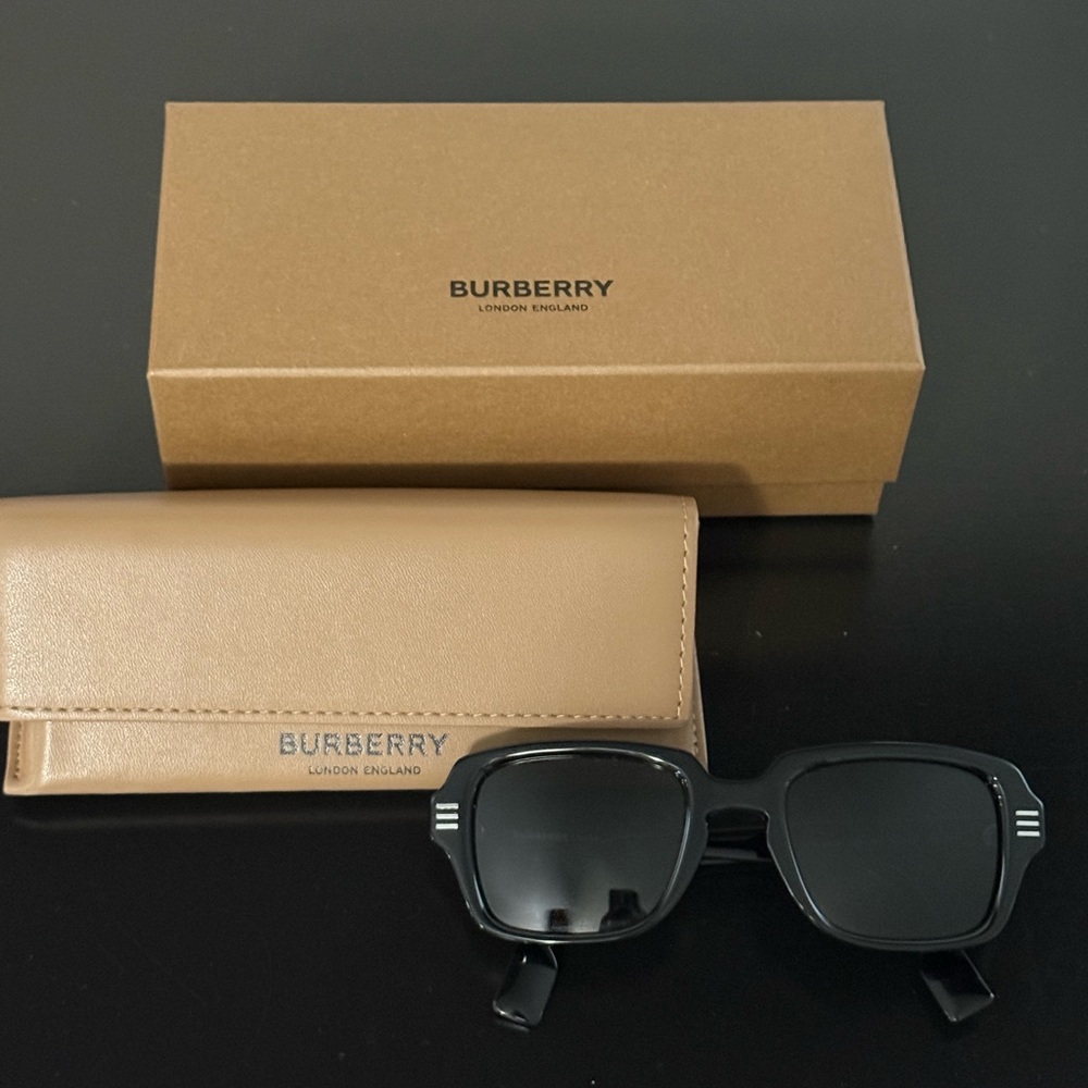 Burberry Black Square Sunglasses with Tan Case